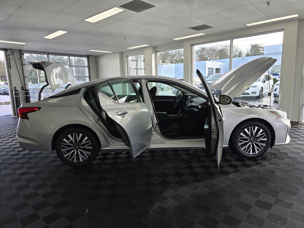 Used 2023 Nissan Altima 2.5 SV image 20