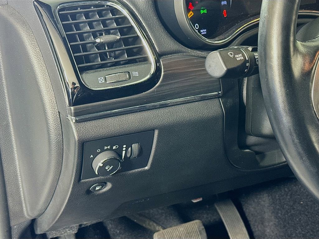 Used 2021 Jeep Grand Cherokee Limited w/ Quick Order Package 28K 80th AWD/4WD image 10