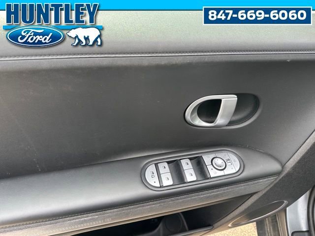 Used 2023 Hyundai Ioniq 5 SEL AWD/4WD image 16