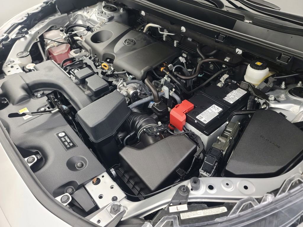 Used 2025 Toyota RAV4 XLE image 39