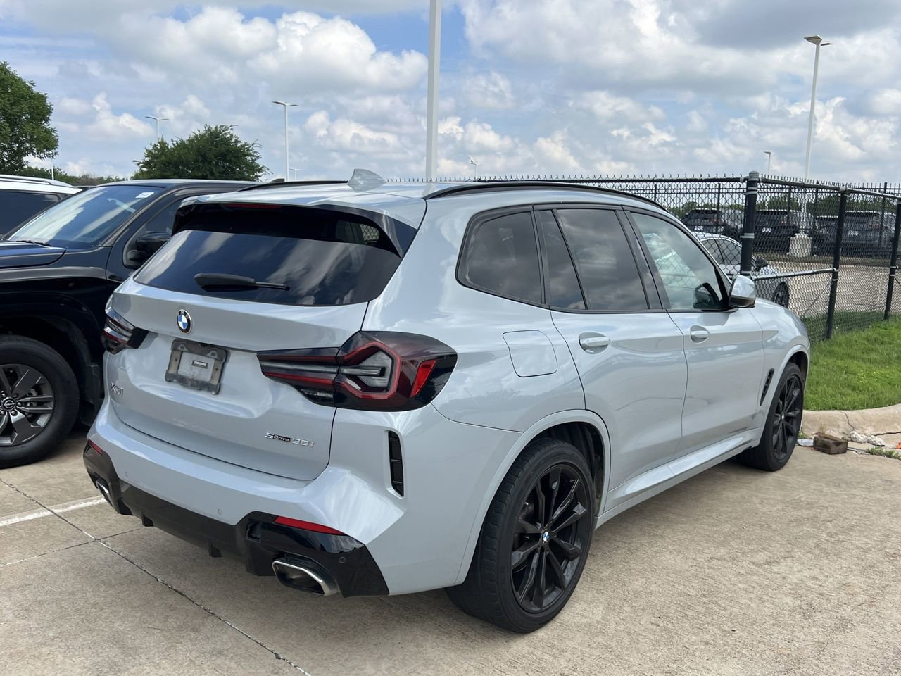 Used 2022 BMW X3 sDrive30i RWD image 3
