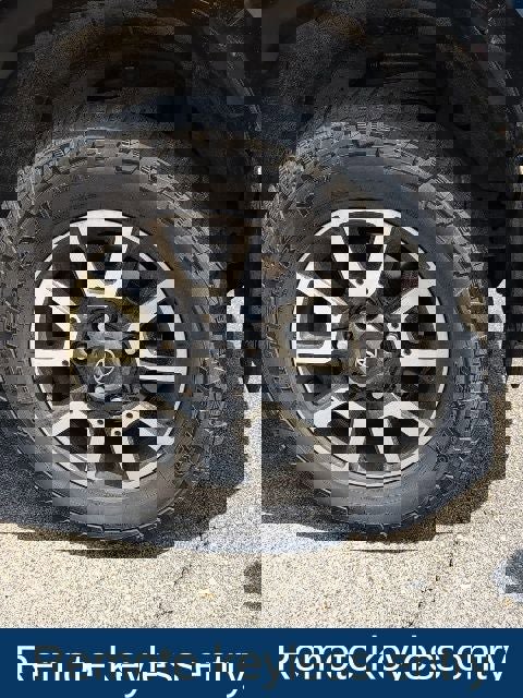 Used 2020 Toyota Tundra SR5 w/ TRD Off-Road Package image 22