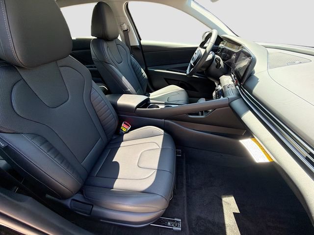 New 2026 Hyundai Elantra Limited FWD image 30