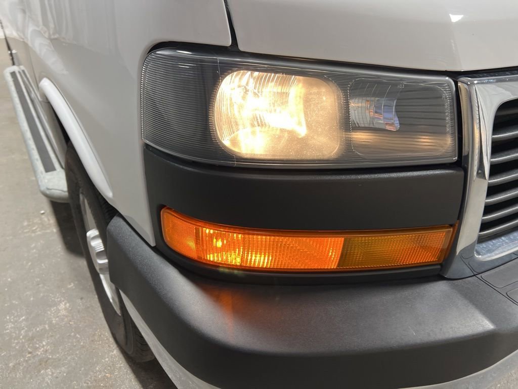 Used 2023 GMC Savana 2500 w/ Driver Convenience Package image 33
