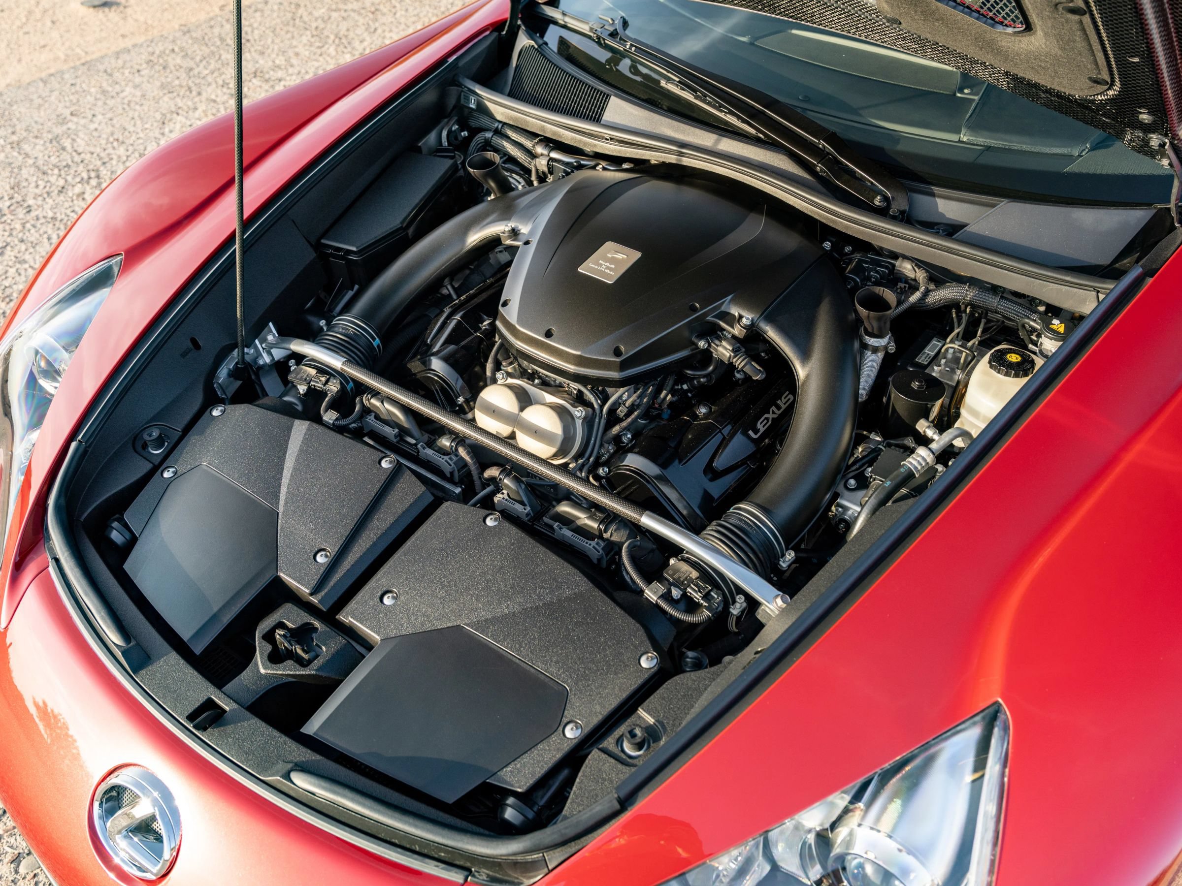 Used 2012 Lexus LFA RWD image 38