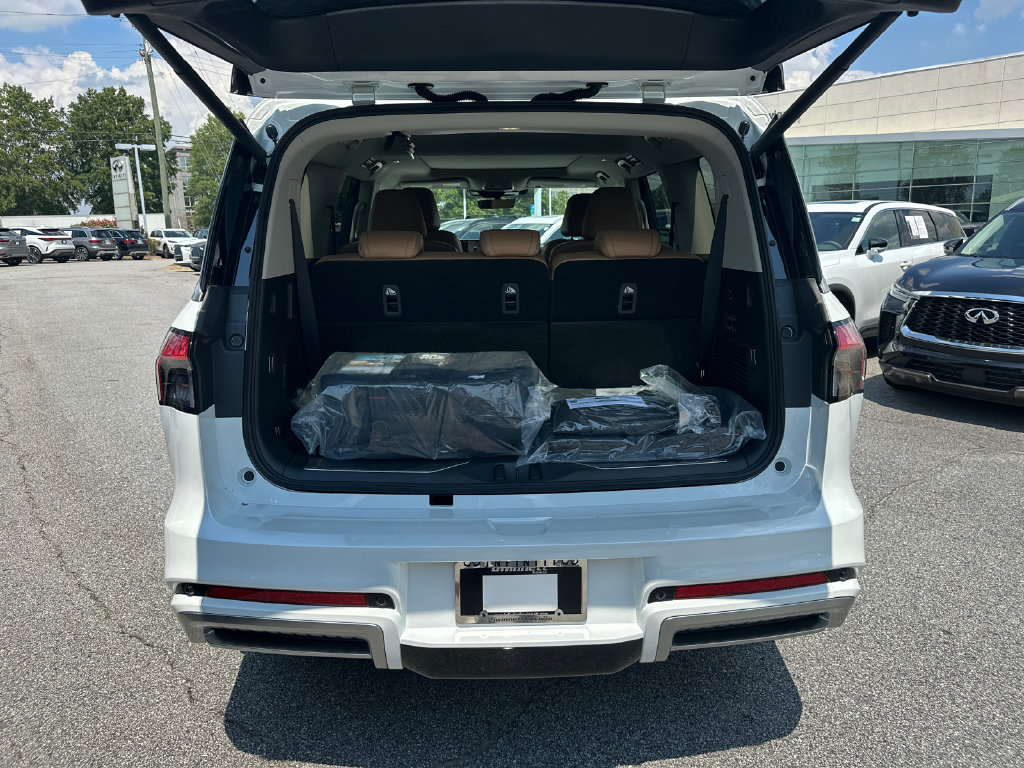 New 2027 INFINITI QX80 Luxe w/ Cargo Package RWD image 15