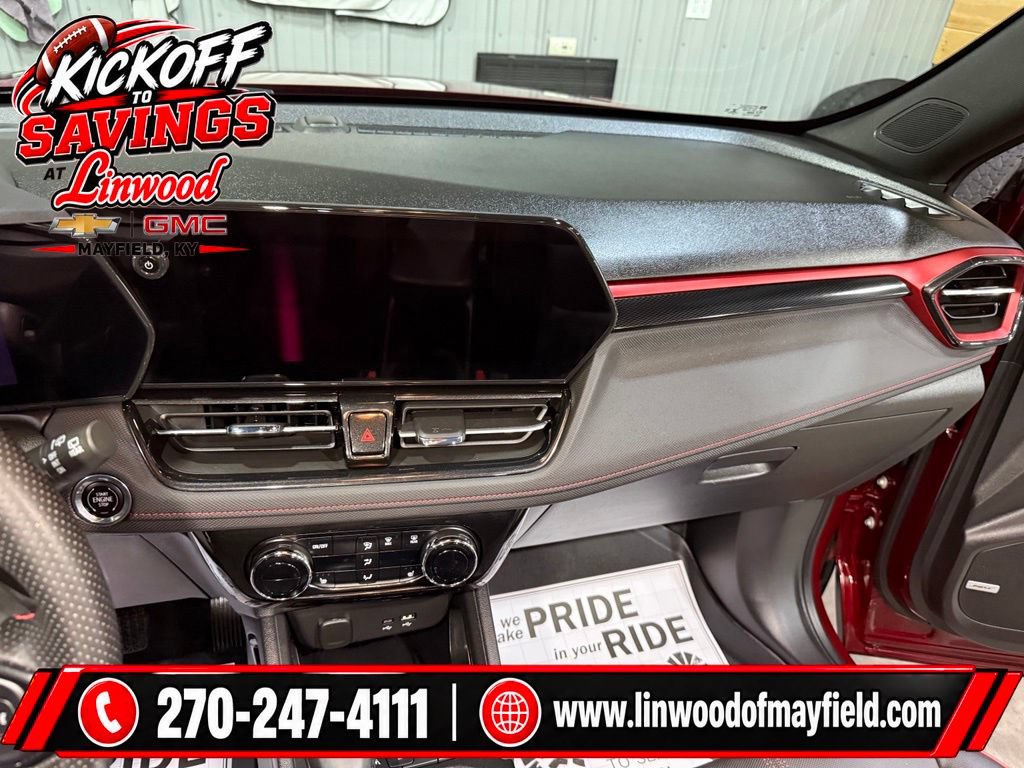 Used 2025 Chevrolet TrailBlazer RS w/ Convenience Package FWD image 18
