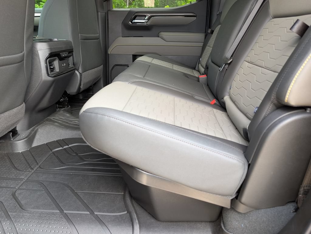 New 2026 Chevrolet Silverado 1500 ZR2 AWD/4WD image 7