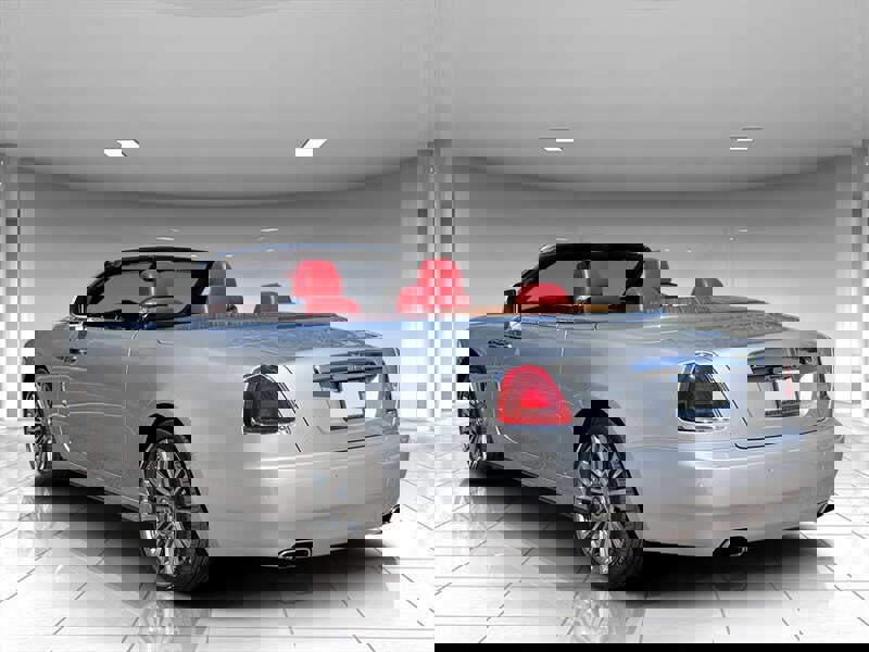 Used 2016 Rolls-Royce Dawn image 25