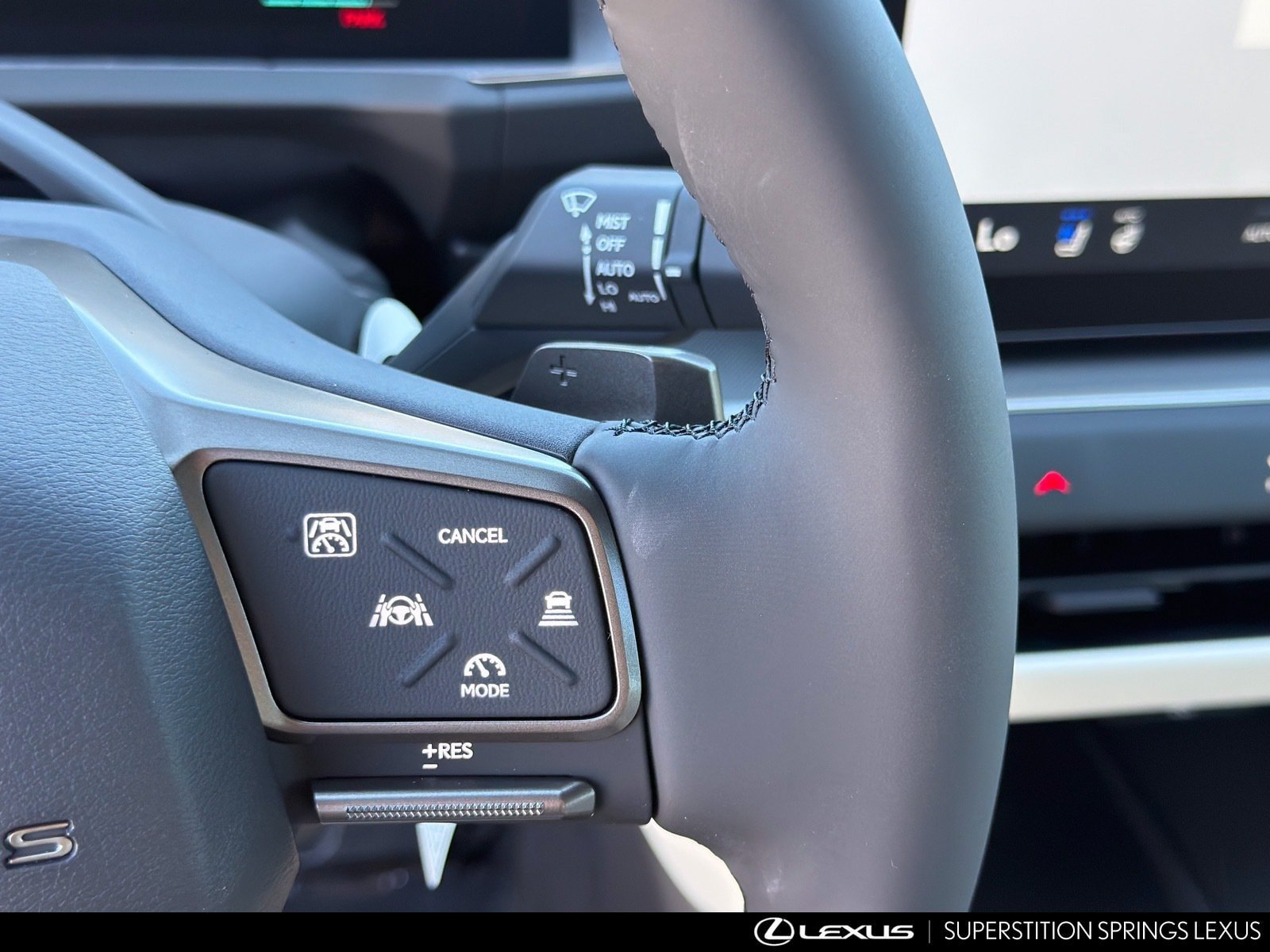New 2026 Lexus ES 350e w/ Convenience Package FWD image 15