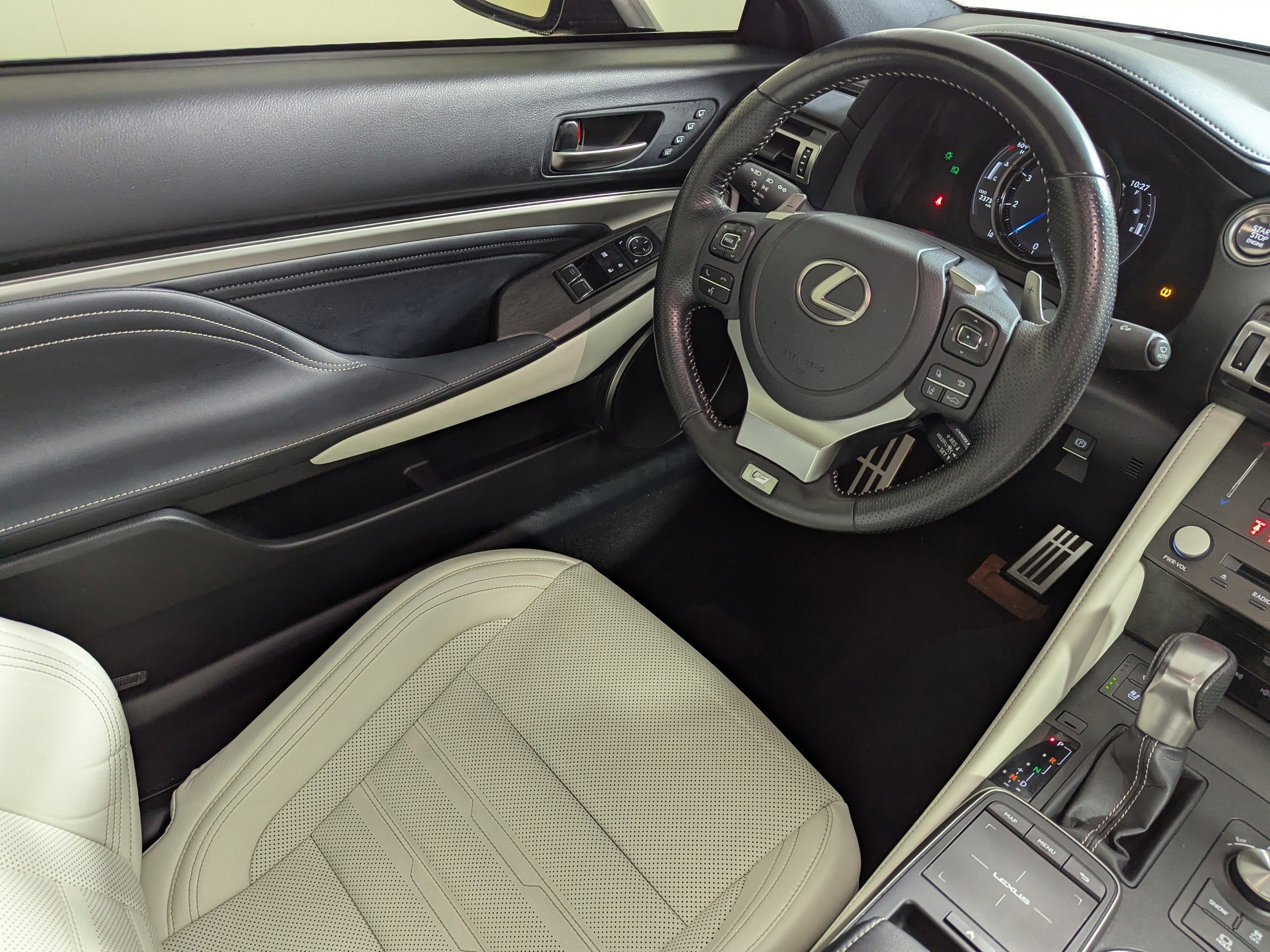 Used 2022 Lexus RC 350 F Sport image 9