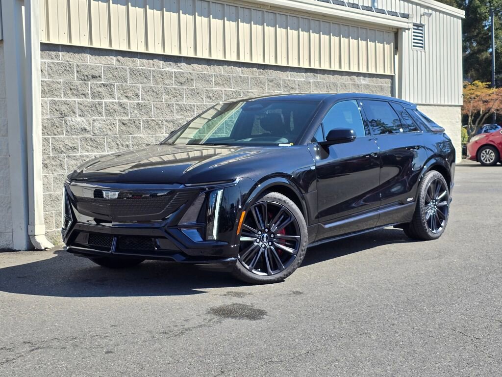 New 2026 Cadillac Lyriq V image 1