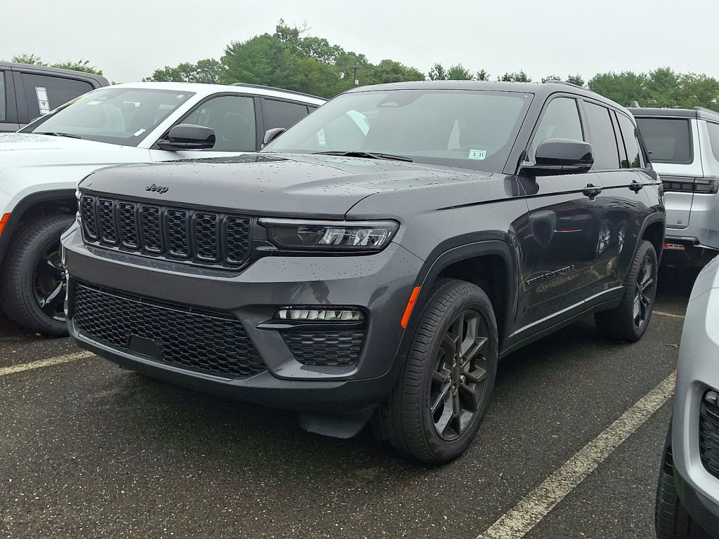 New 2025 Jeep Grand Cherokee Limited AWD/4WD image 1