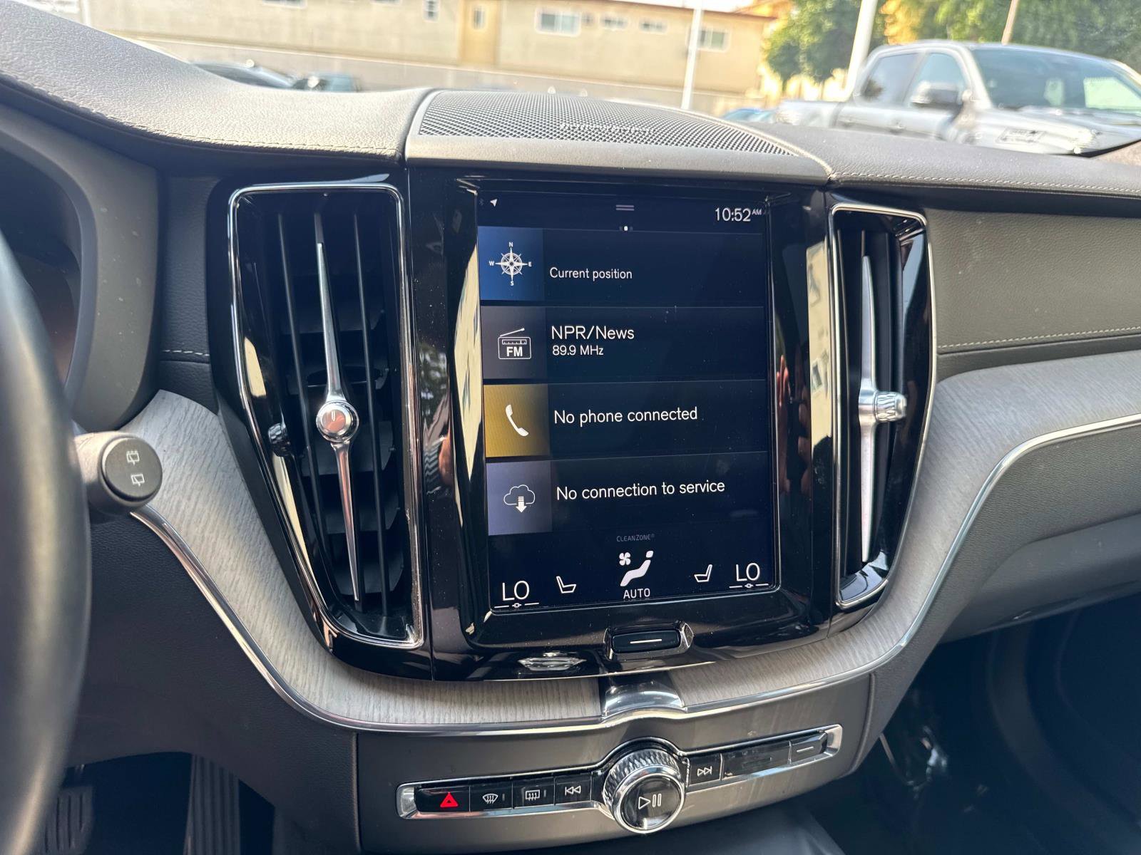 Used 2020 Volvo XC60 T8 Inscription image 19