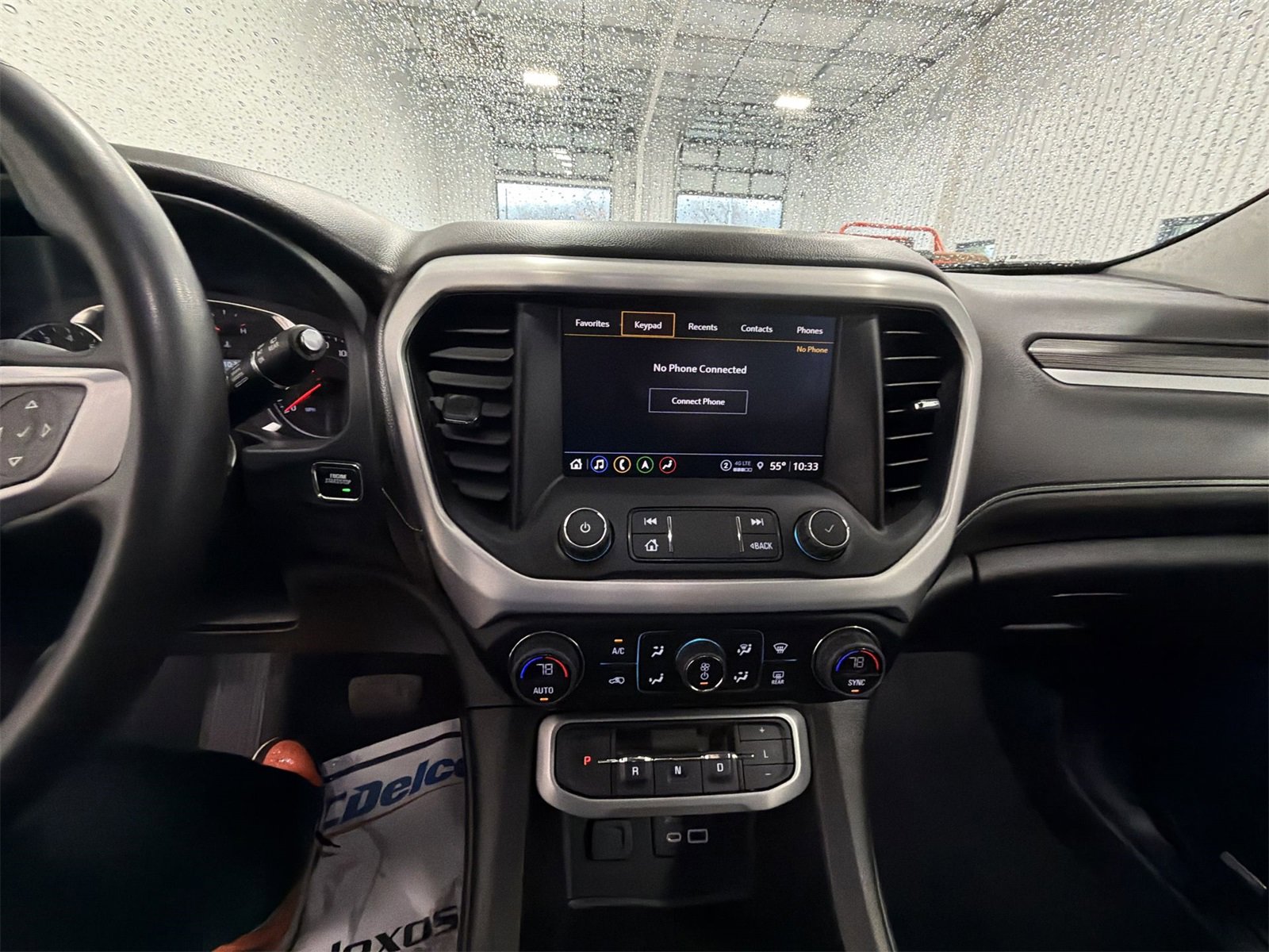 Used 2023 GMC Acadia SLT image 11