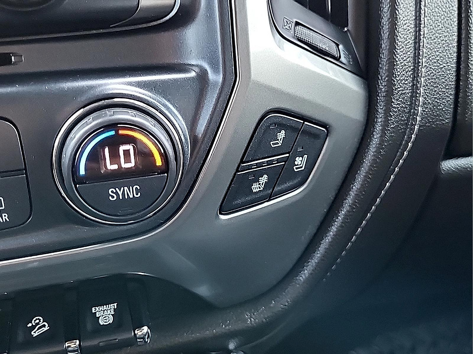 Used 2018 Chevrolet Silverado 2500 LTZ w/ Duramax Plus Package AWD/4WD image 27