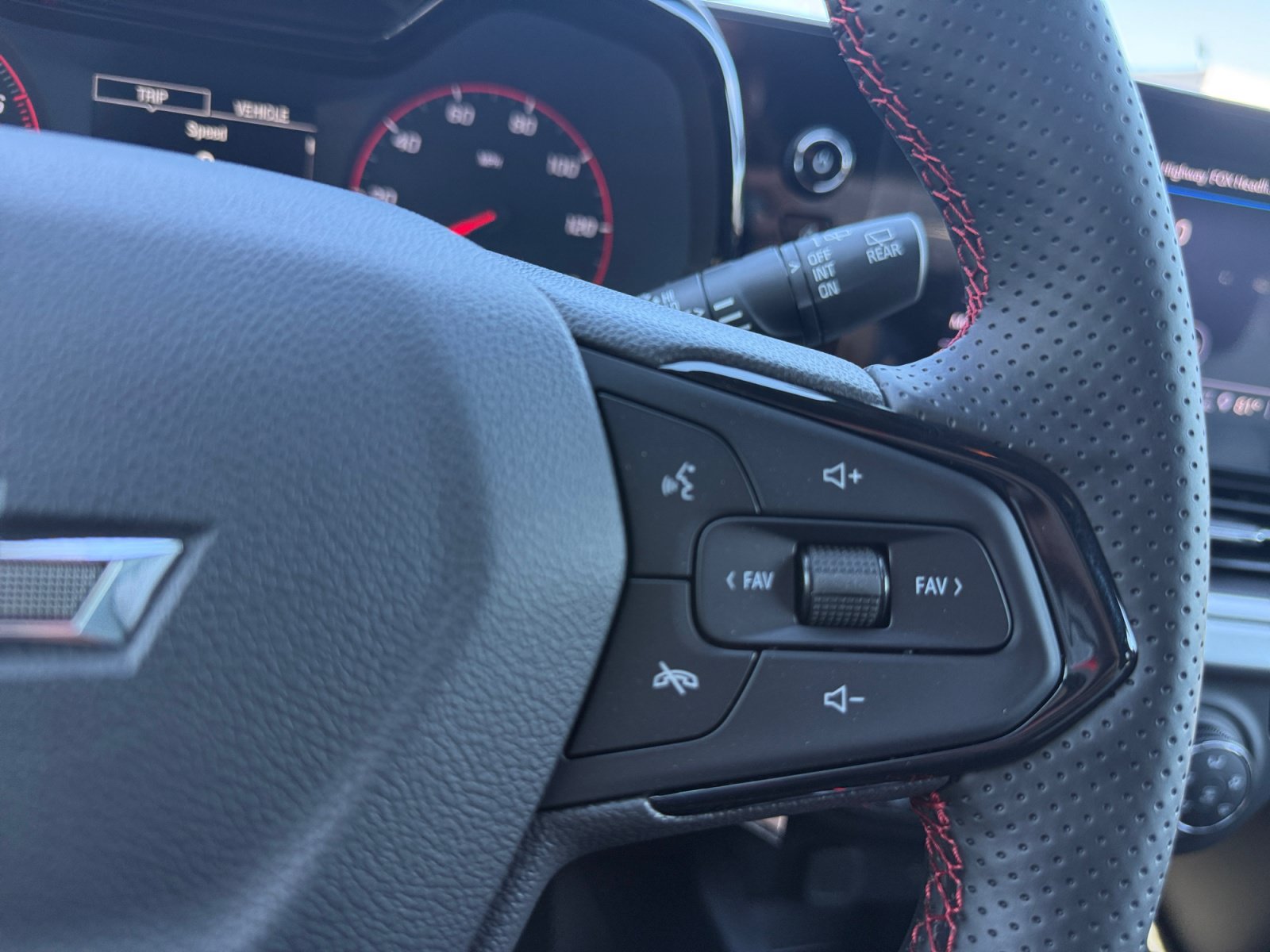 New 2026 Chevrolet Trax RS FWD image 18