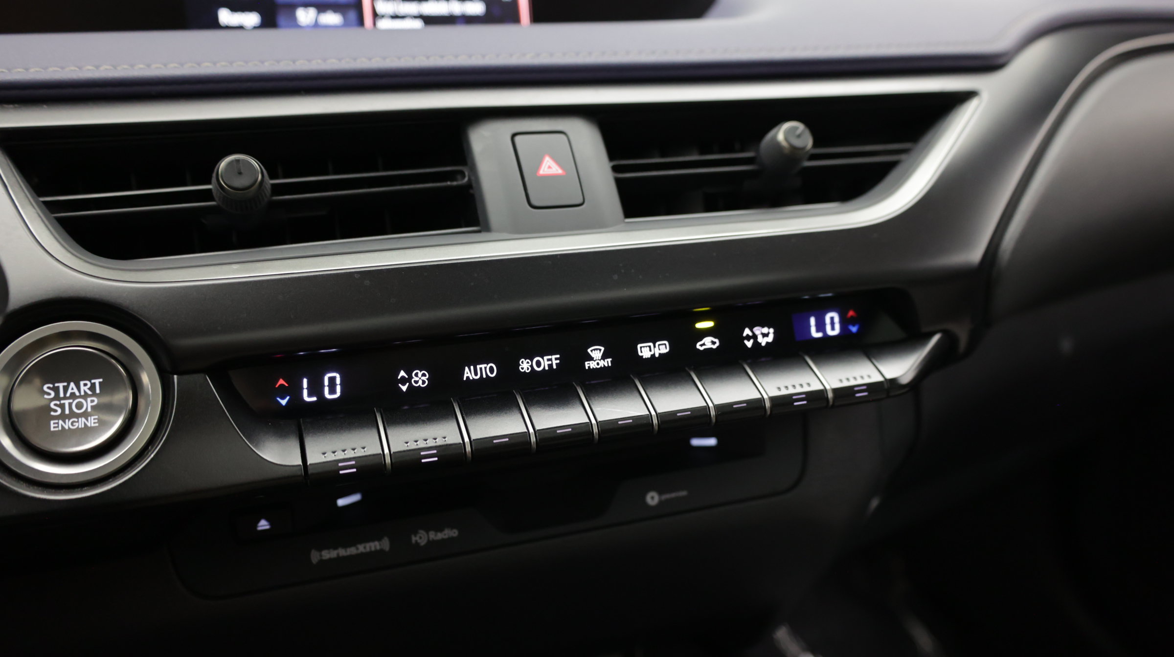 Used 2022 Lexus UX 200 w/ Accessory Package (Z1) FWD image 25