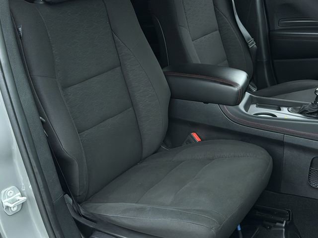 Used 2025 Dodge Durango GT AWD/4WD image 32