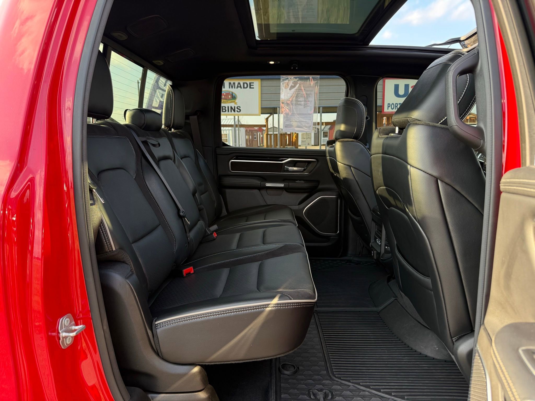 Used 2021 RAM 1500 Laramie w/ Sport Appearance Package image 32