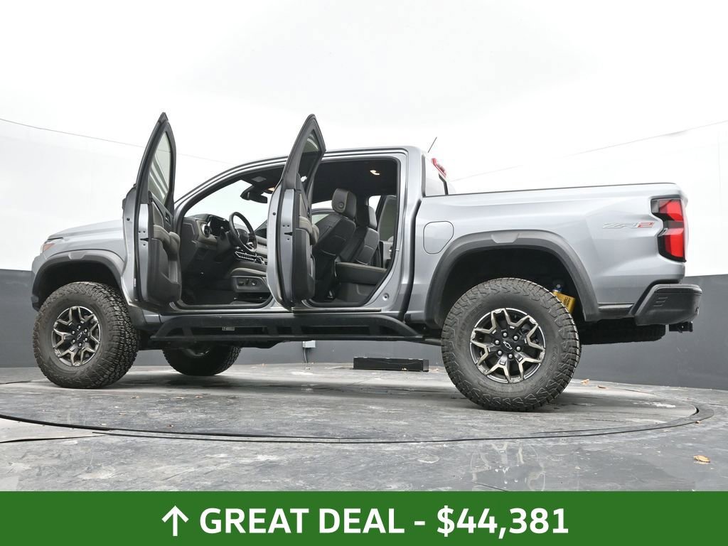 Used 2024 Chevrolet Colorado ZR2 w/ ZR2 Convenience Package III image 73