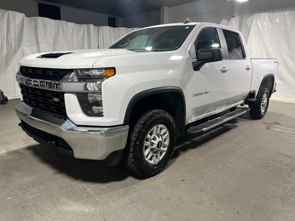 Used 2022 Chevrolet Silverado 2500 LT AWD/4WD video 3