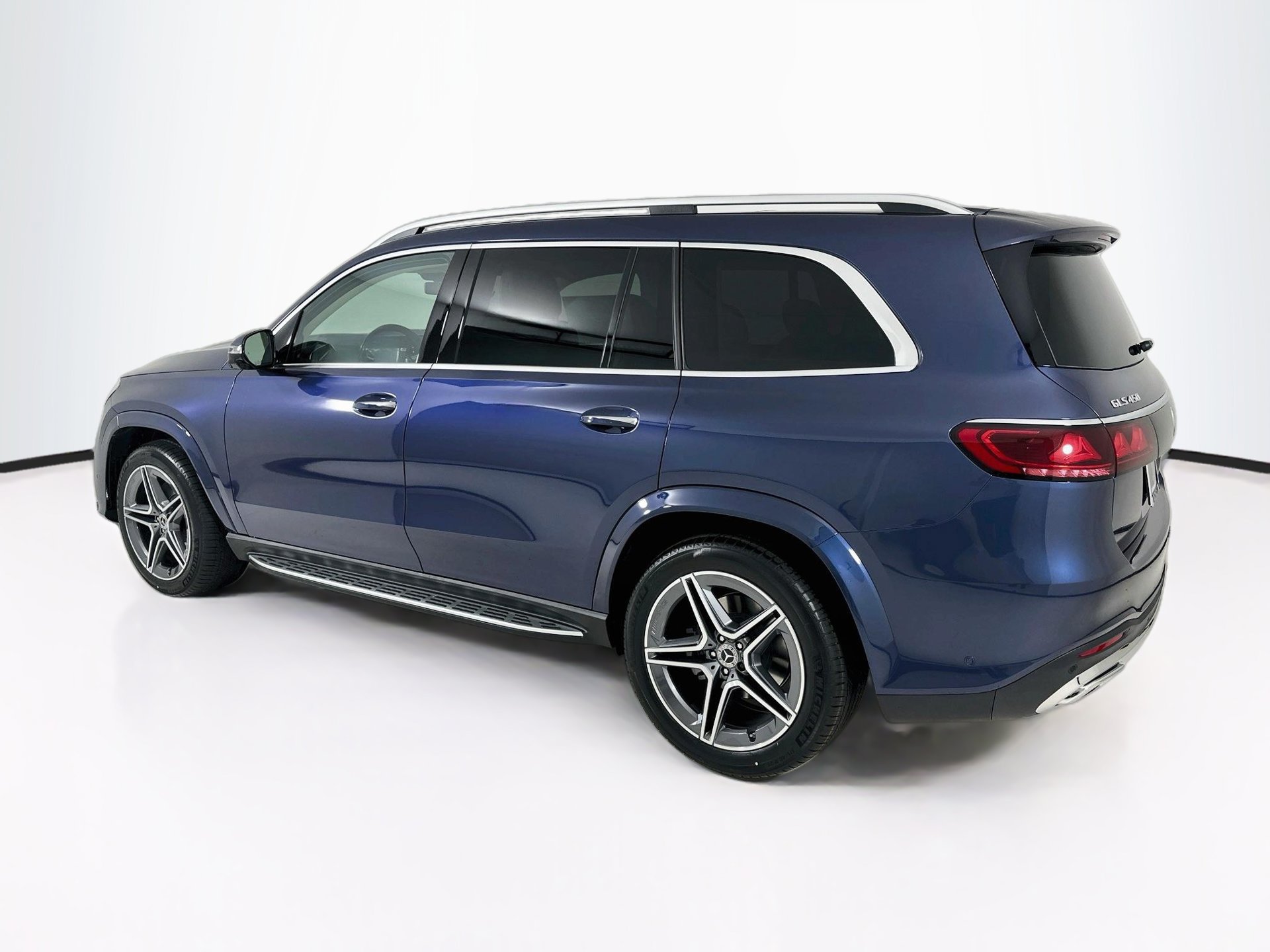 New 2027 Mercedes-Benz GLS 450 4MATIC image 6