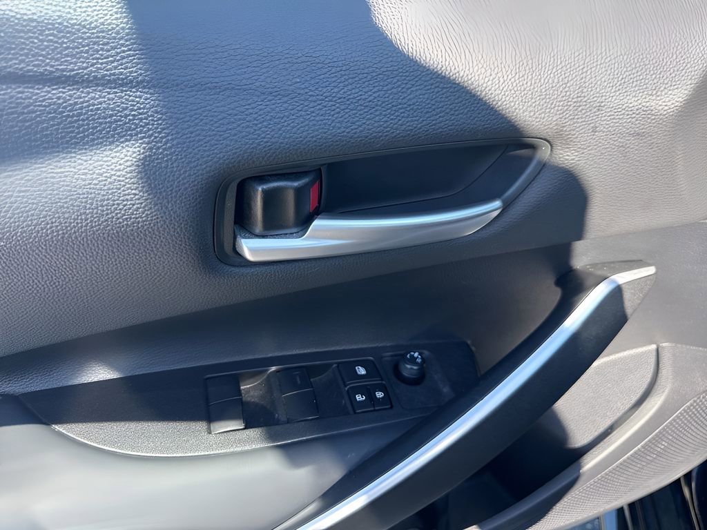 Used 2025 Toyota Corolla SE image 23