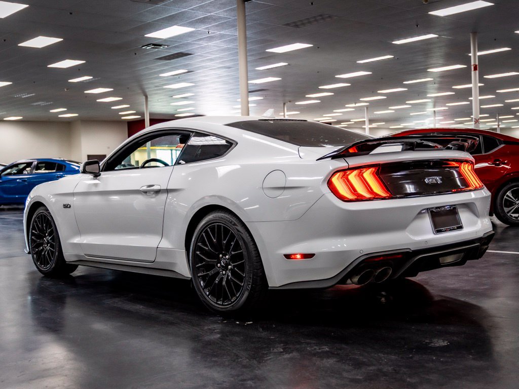 Used 2021 Ford Mustang GT Premium w/ GT Performance Package RWD image 5