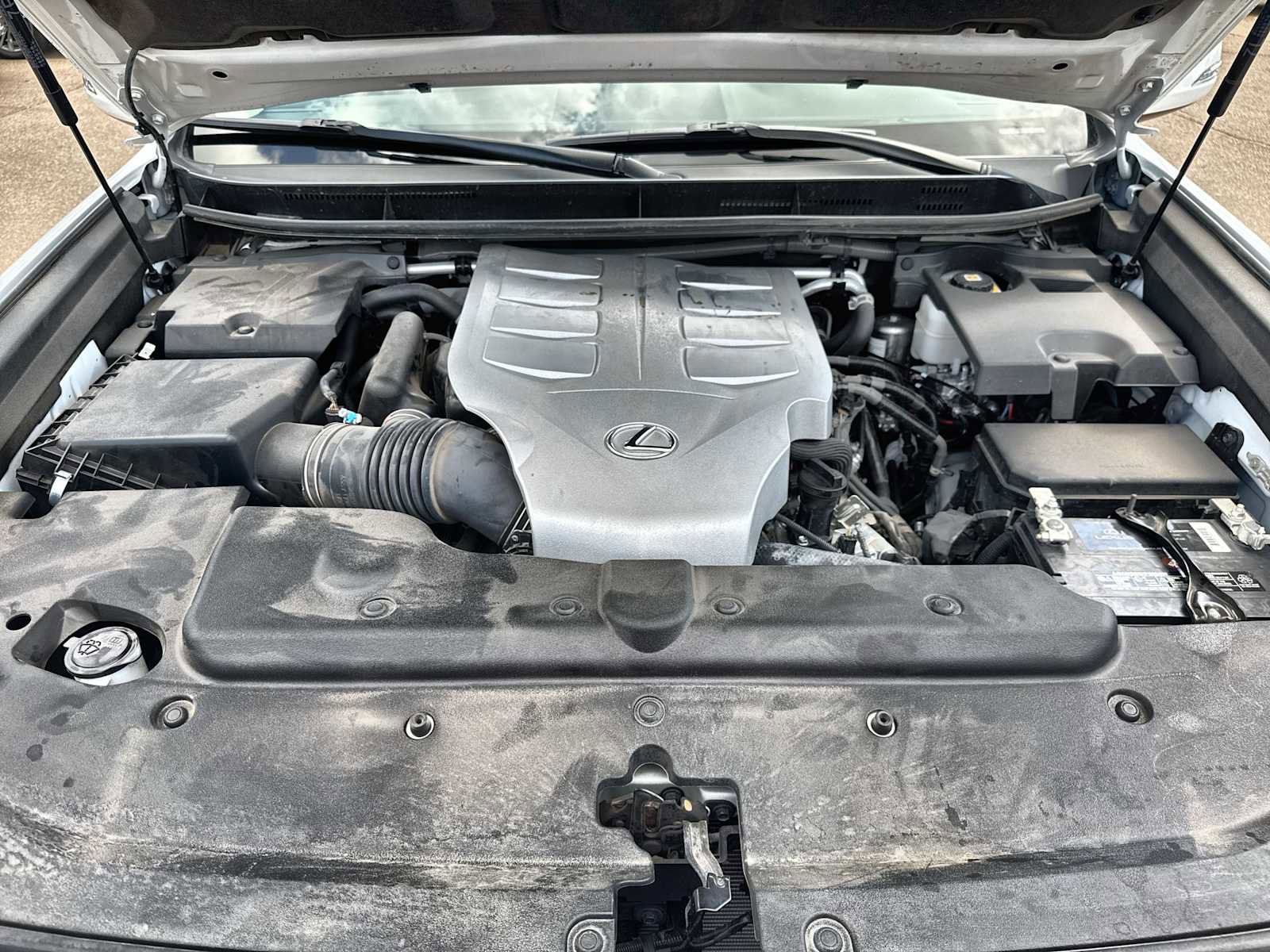 Used 2023 Lexus GX 460 Premium w/ Premium Package image 13