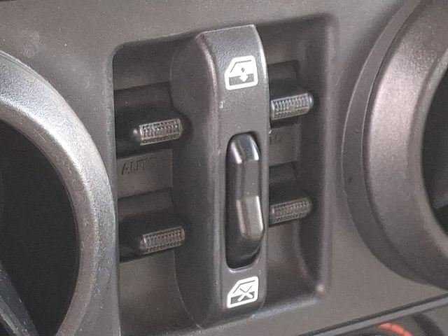 Used 2010 Jeep Wrangler Unlimited Sport image 23