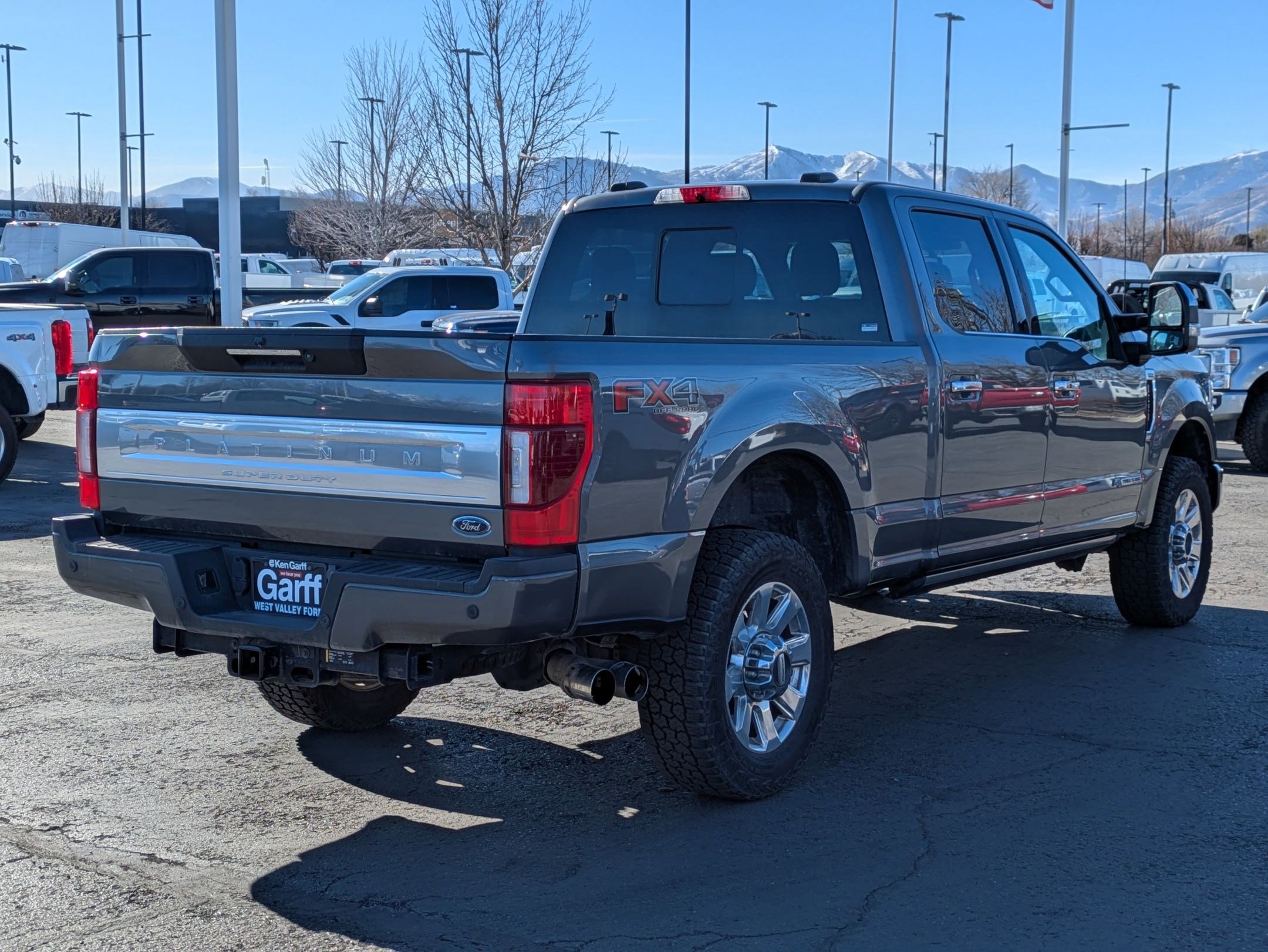 Used 2022 Ford F350 Platinum image 3