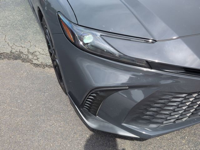 Used 2025 Toyota Camry SE w/ Convenience Package FWD image 8