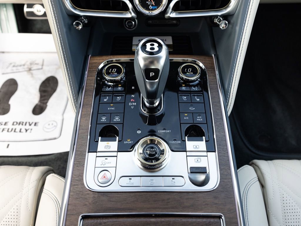 New 2026 Bentley Flying Spur Plug-In Hybrid AWD/4WD image 46