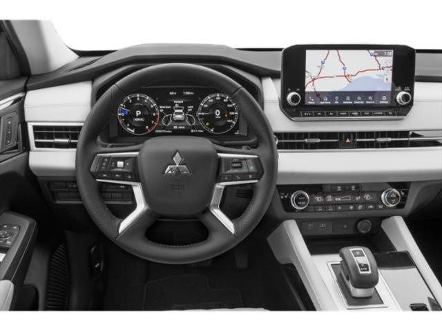 Used 2023 Mitsubishi Outlander SEL FWD image 40