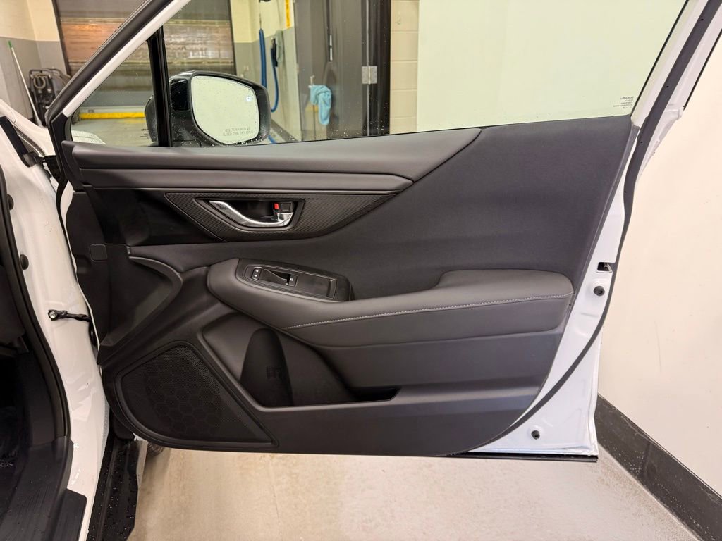 Used 2025 Subaru Outback Premium image 27
