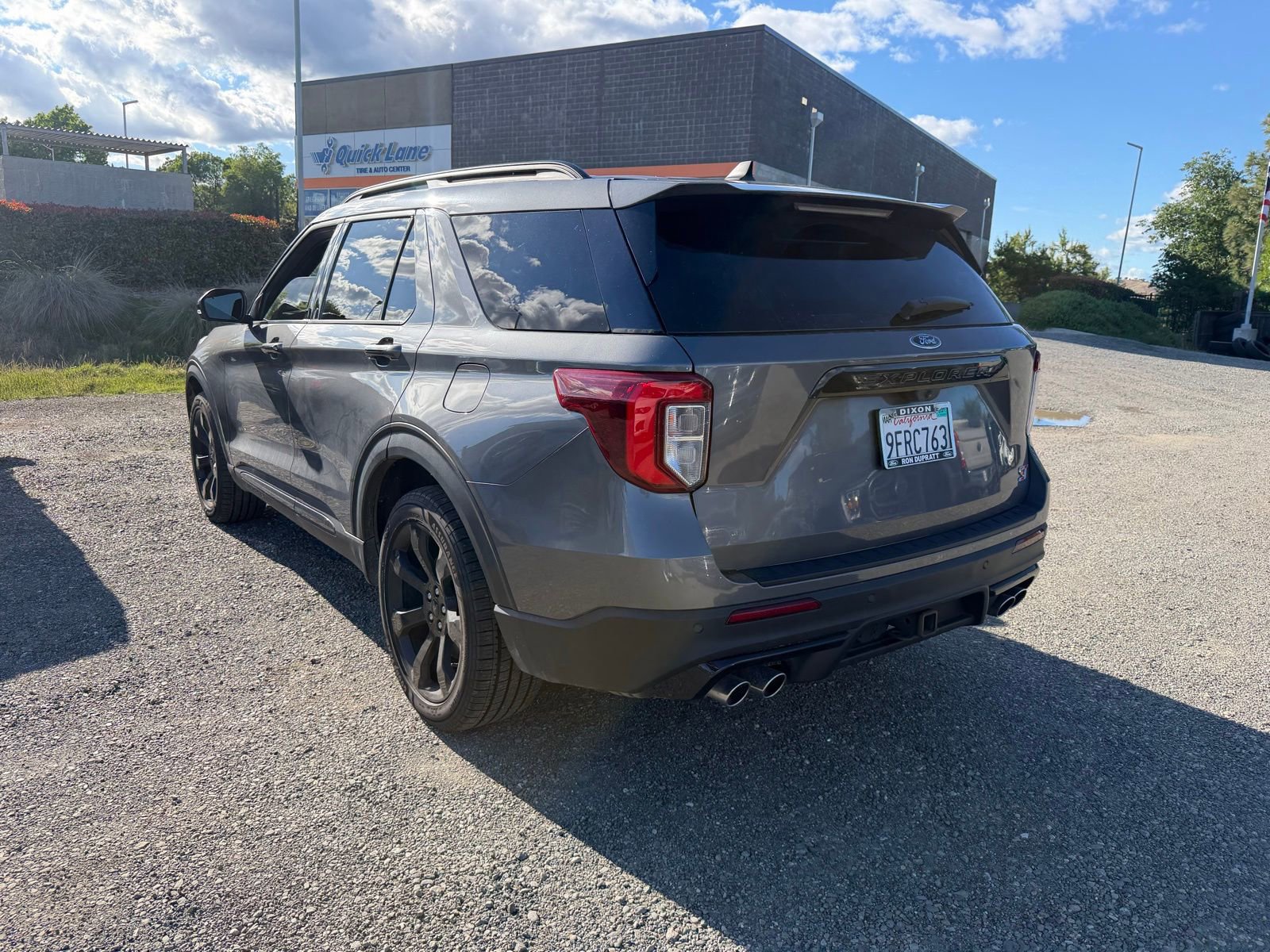 Used 2023 Ford Explorer ST w/ Equipment Group 401A image 3