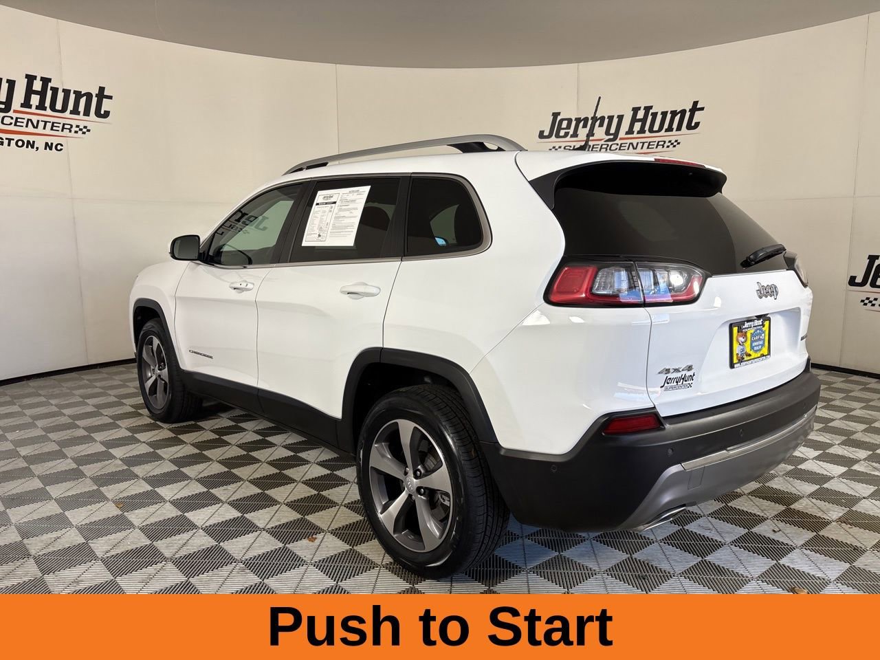 Used 2021 Jeep Cherokee Limited image 7