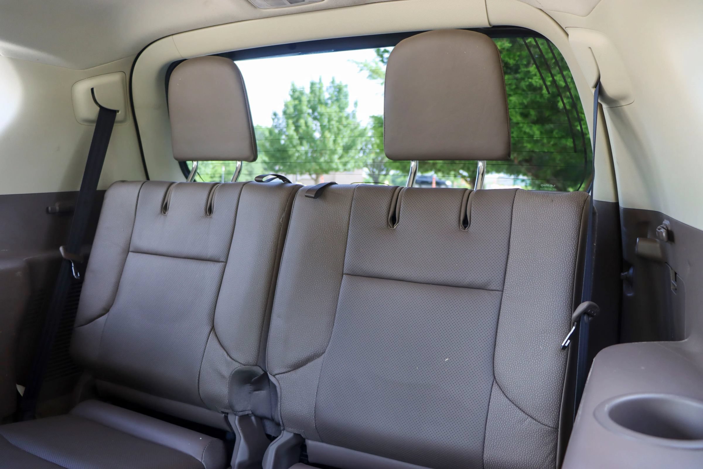 Used 2016 Lexus GX 460 w/ Premium Package AWD/4WD image 18