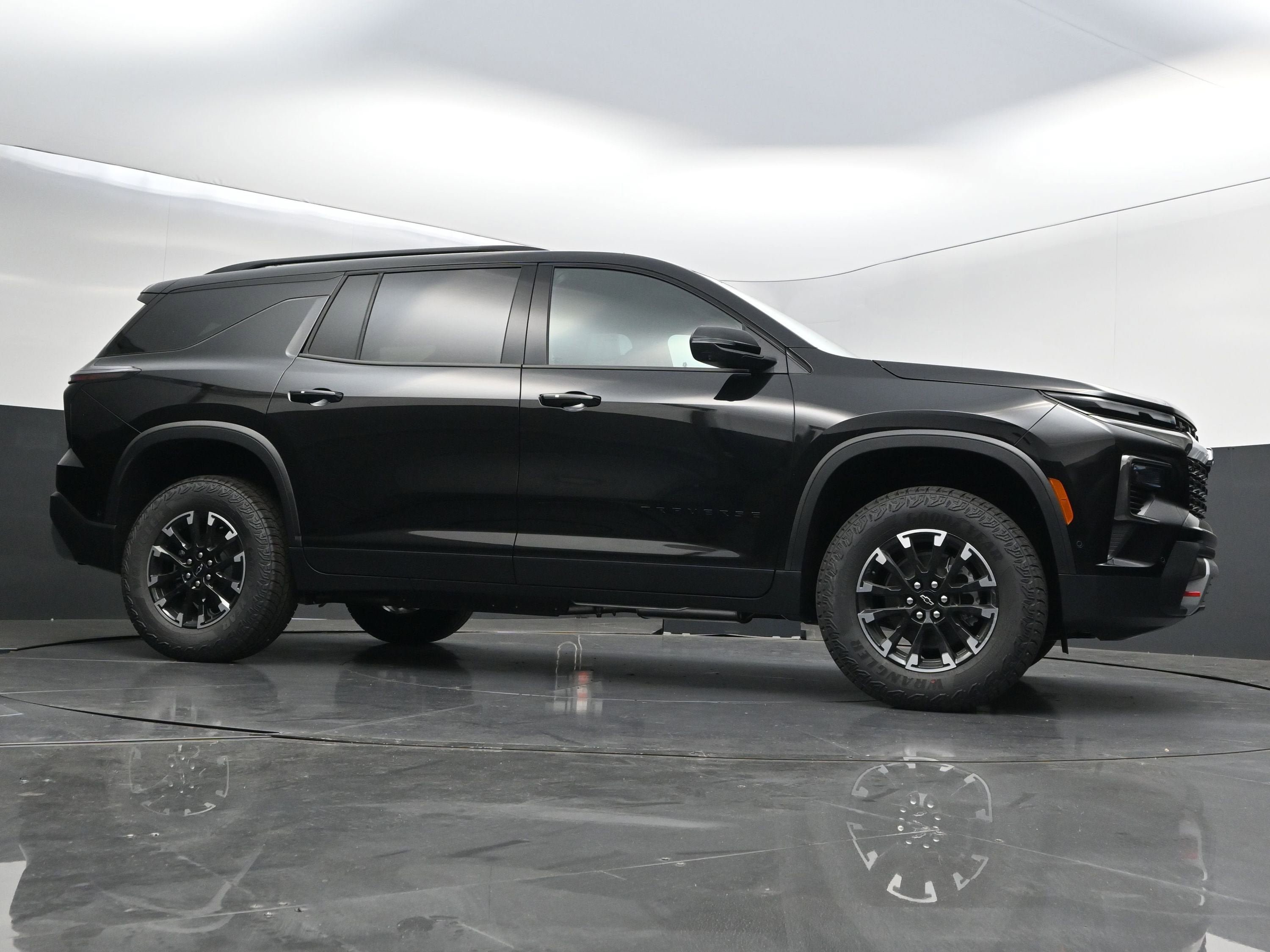 New 2026 Chevrolet Traverse Z71 w/ Enhanced Driving Package AWD/4WD image 52
