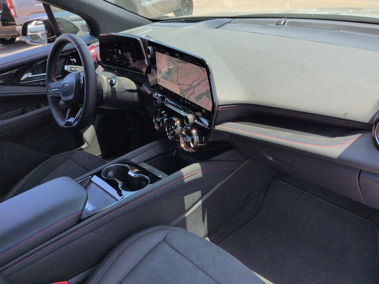 New 2026 Chevrolet Blazer EV RS AWD/4WD image 29