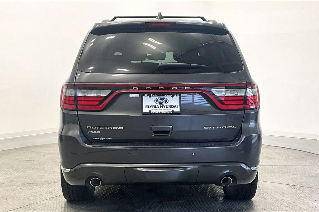 Used 2016 Dodge Durango Citadel w/ Premium Entertainment Group image 4