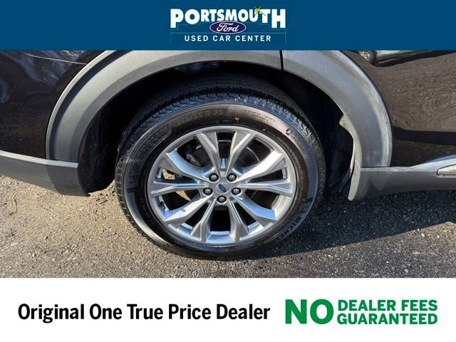 Used 2022 Ford Explorer XLT w/ Equipment Group 202A image 26