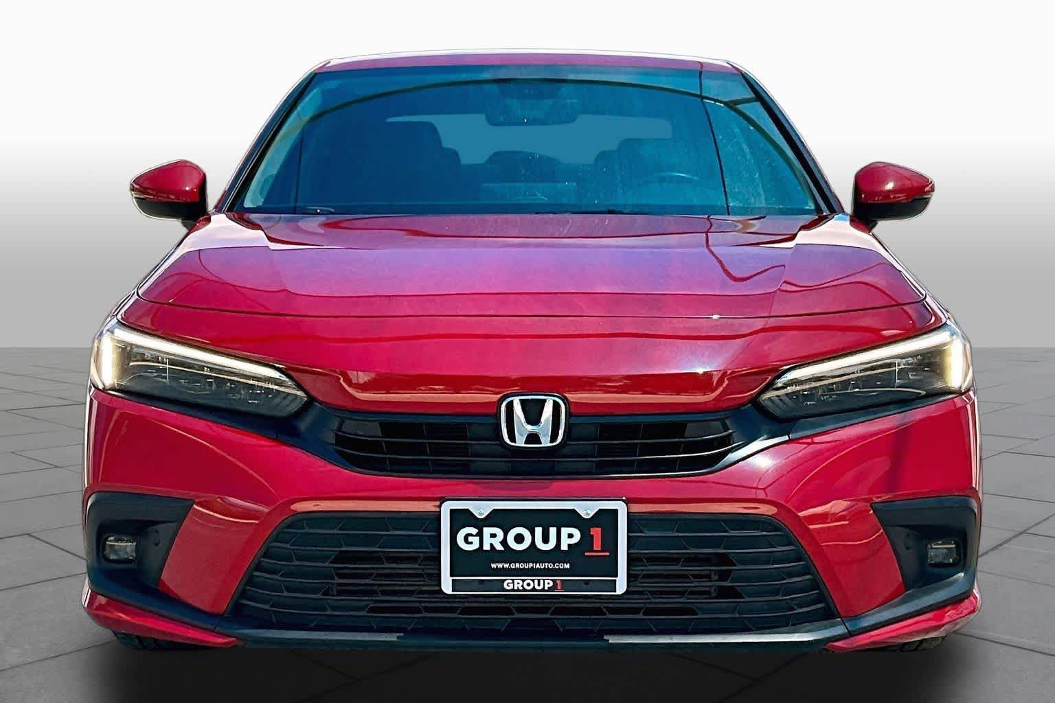 Used 2022 Honda Civic Touring image 4