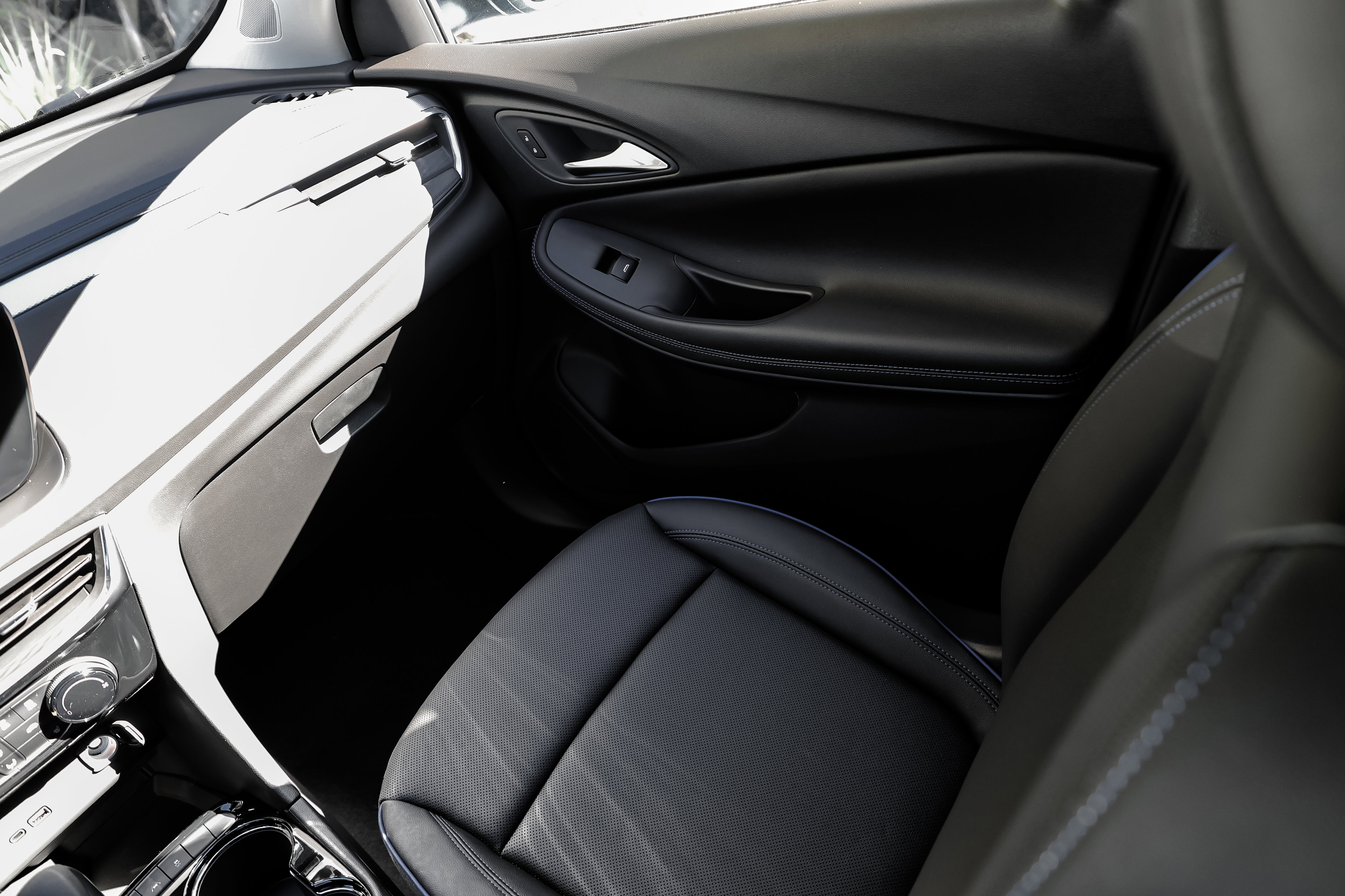 New 2026 Buick Encore GX Sport Touring w/ Comfort Package image 34