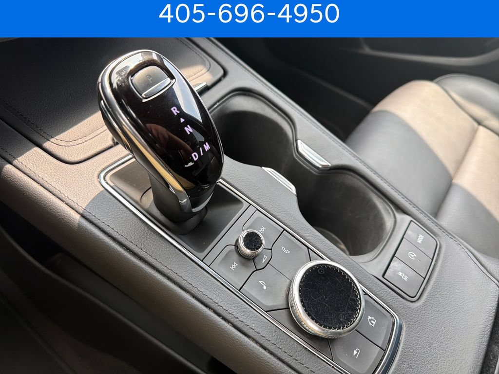 Used 2023 Cadillac XT4 Premium Luxury w/ Technology Package FWD image 32