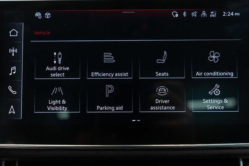 Used 2023 Audi Q7 3.0T Premium image 32