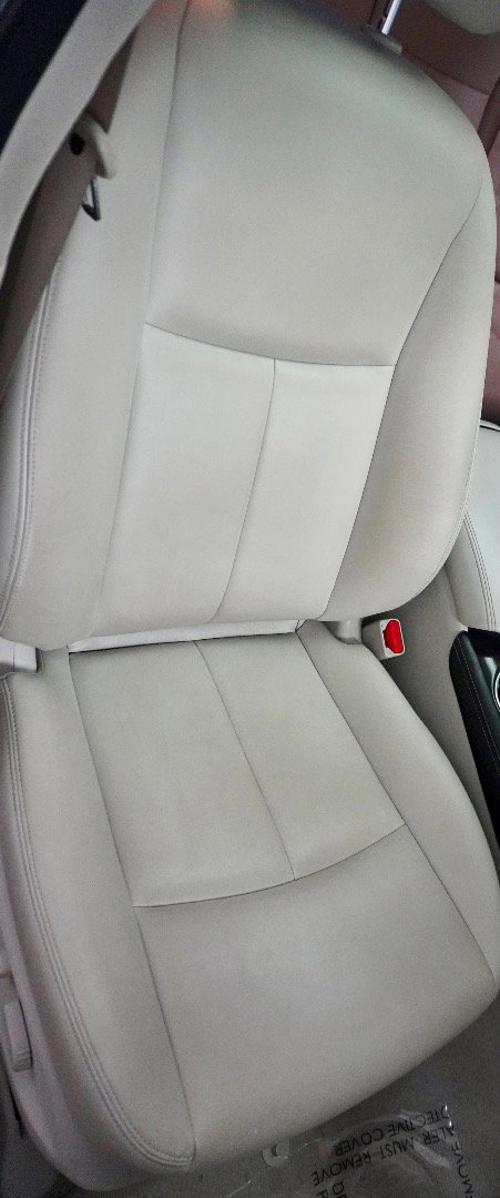 Used 2018 INFINITI Q50 Luxe w/ Essential Package (2.0T Luxe) image 8