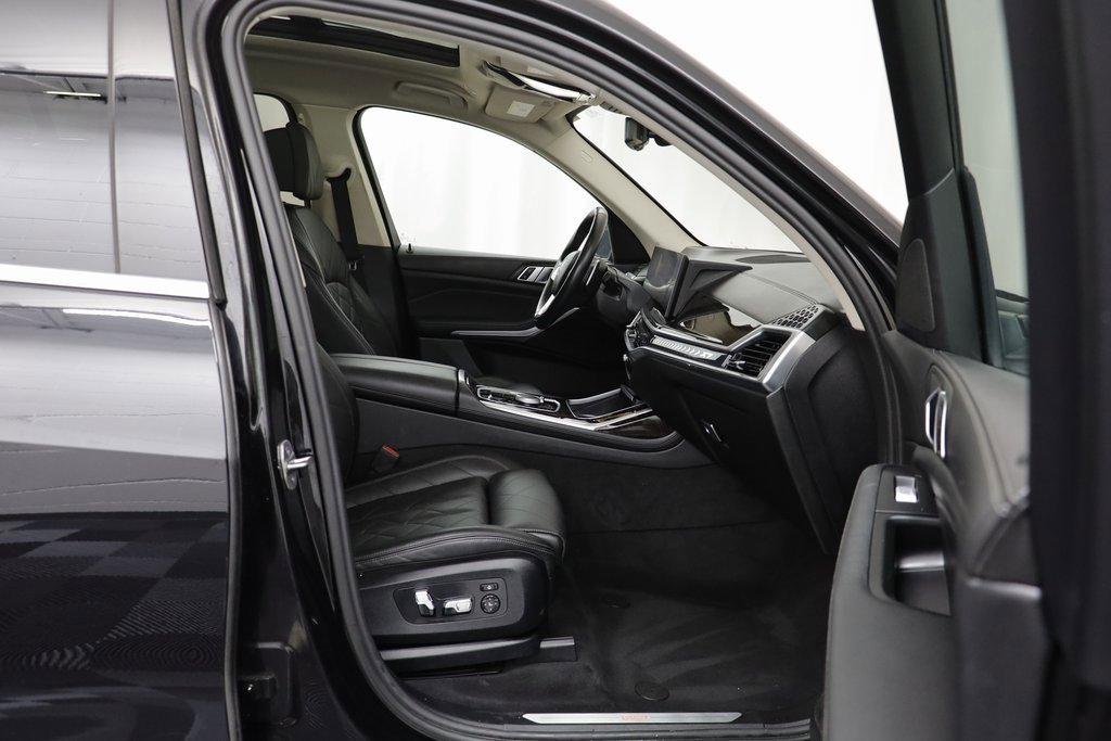 Certified 2023 BMW X7 xDrive40i w/ Parking Assistance Package image 18