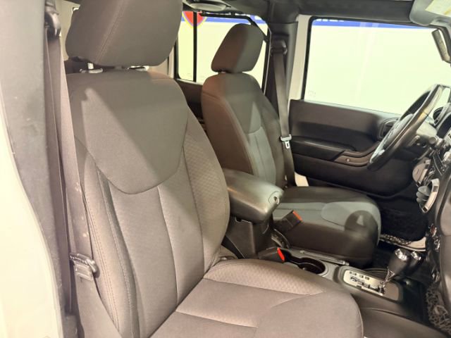 Used 2014 Jeep Wrangler Unlimited Sport w/ Quick Order Package 24S AWD/4WD image 30